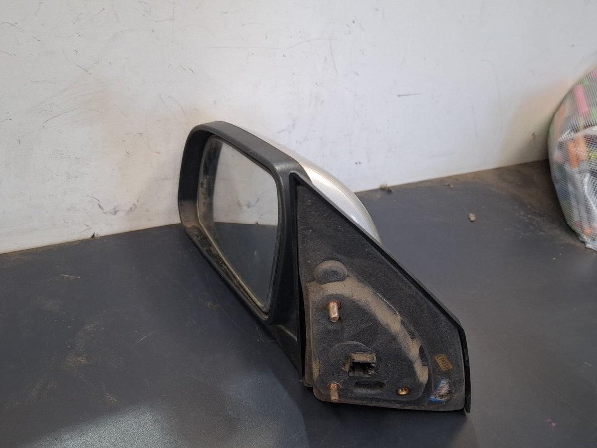 2005 Hyundai Tucson - Left Door Mirror