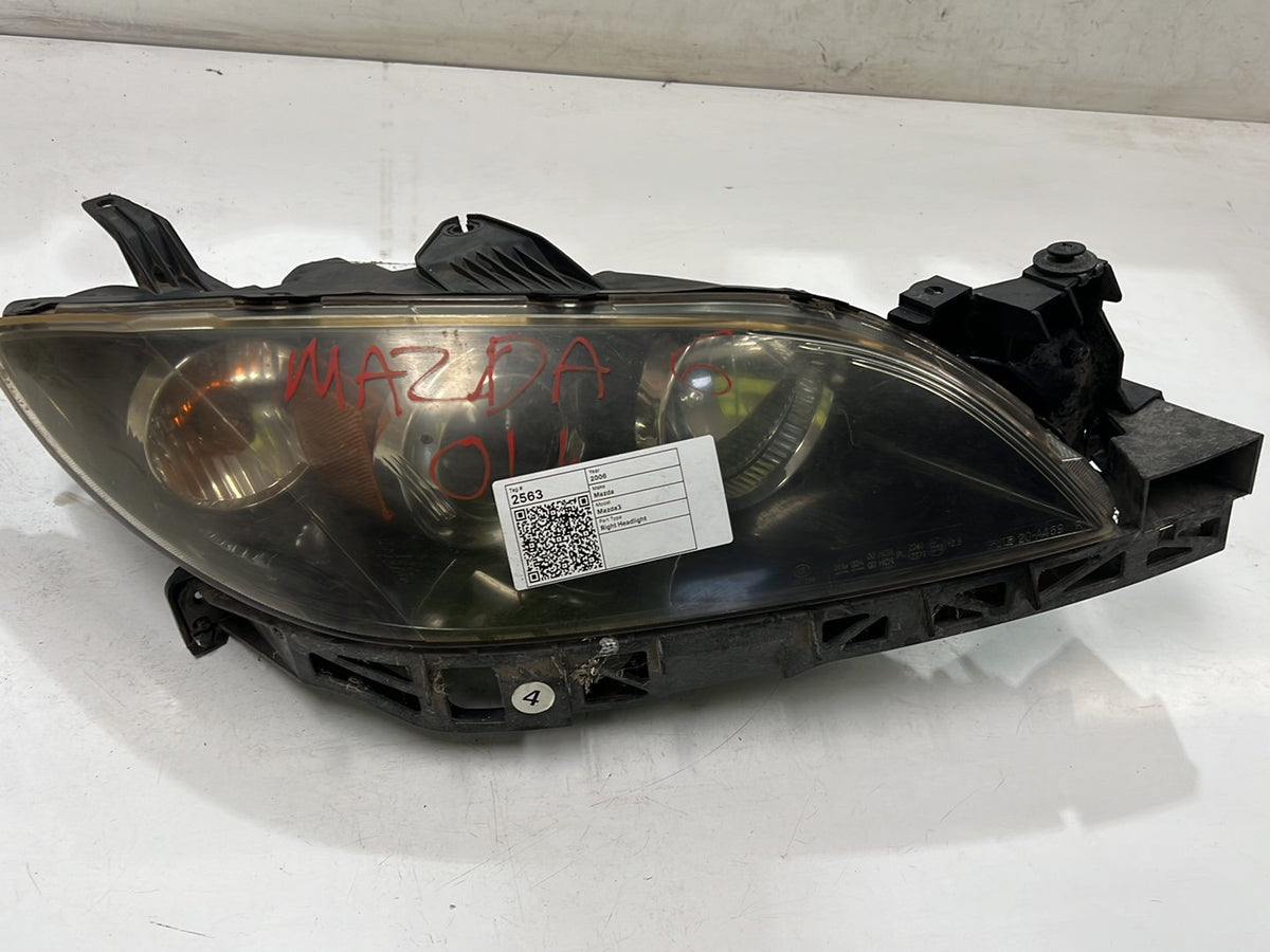 2006-2009 Mazda Mazda3 I BK - Right Headlight