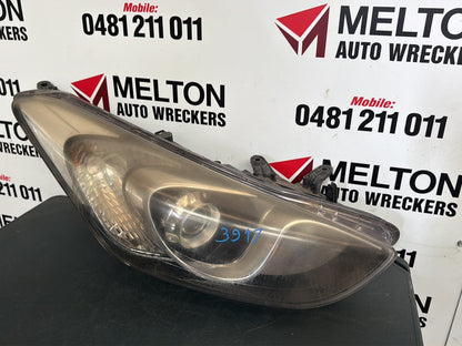 Mar 2012 to Feb 2017- Hyundai i30 GD Hatchback 5 Door- Right Headlight- Xenon Type
