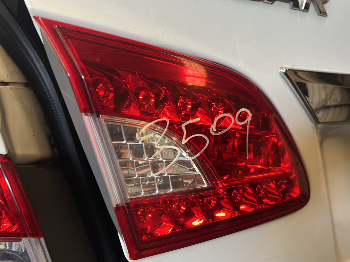 2014 Nissan Pulsar B17 Left Taillight on Bootlid/Tailgate