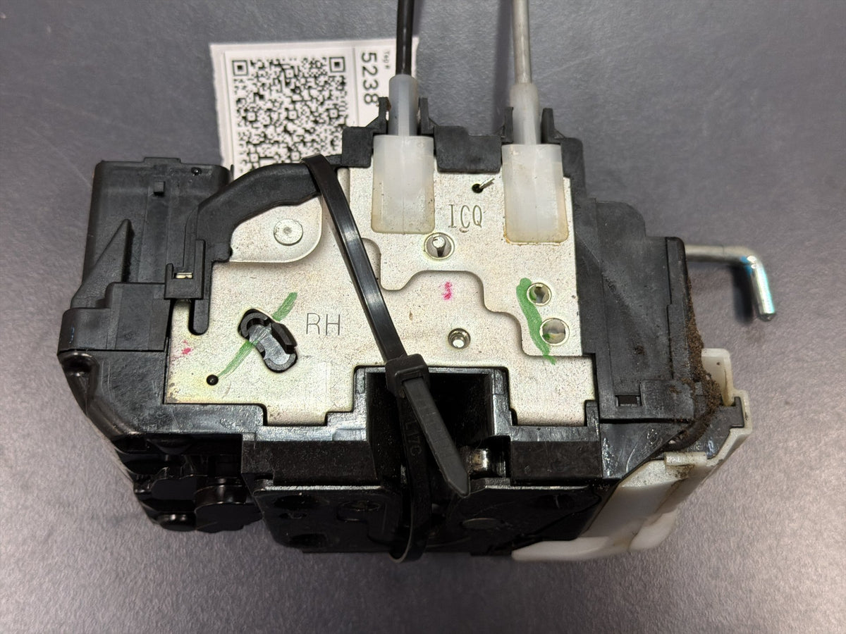 2014 Hyundai I20 Right Front Door Lock, PB, 5DR, 04/10-12/15