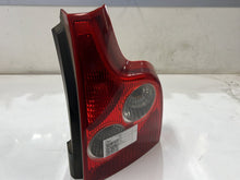 2003-2006 Volvo XC90 - Right Taillight