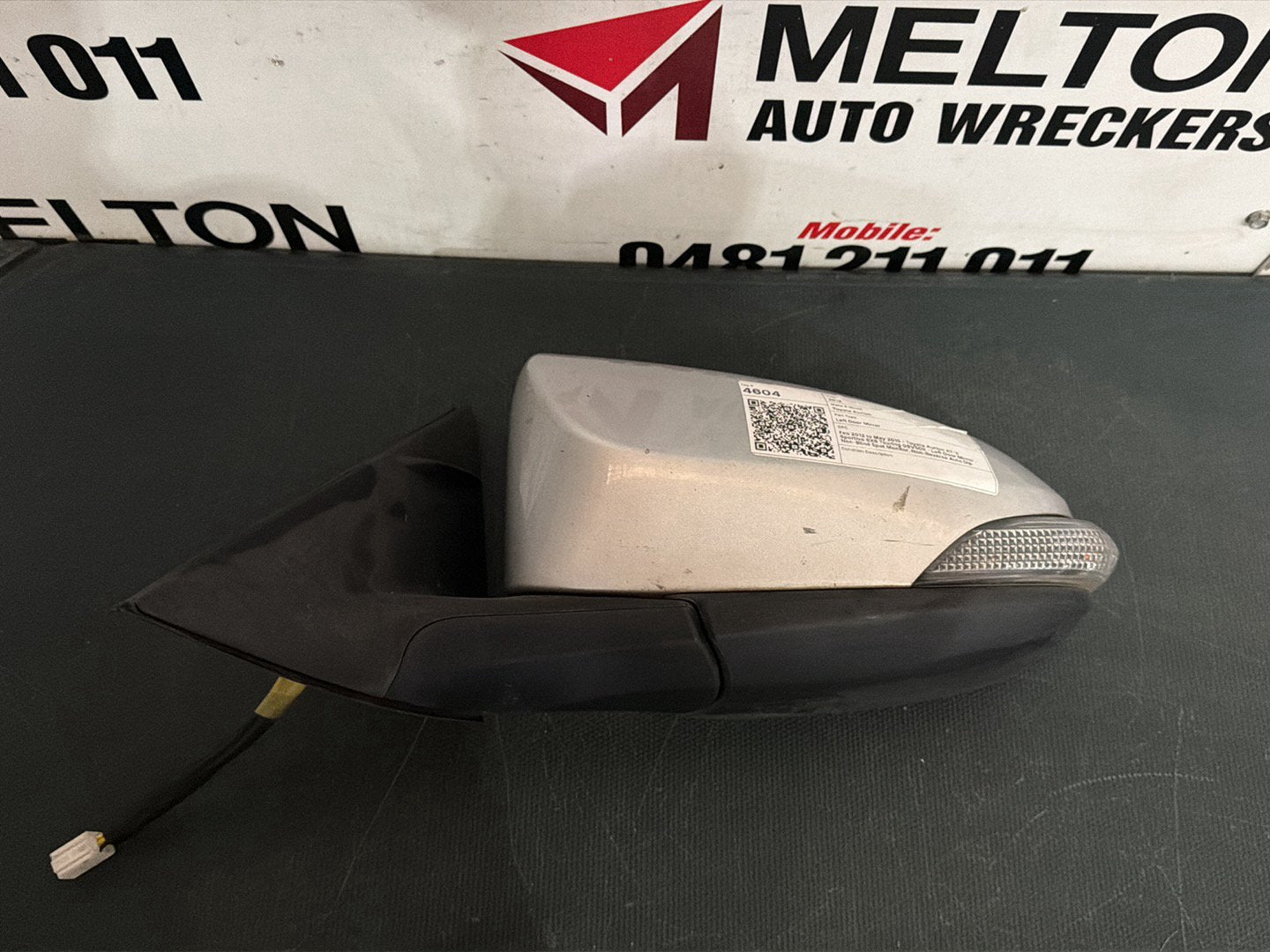 Feb 2012 to May 2015- Toyota Aurion AT-X Sportivo SX6 Touring GSV50R- Left Door Mirror- Non-Blind Spot Monitor, Non-Reverse Auto Dip