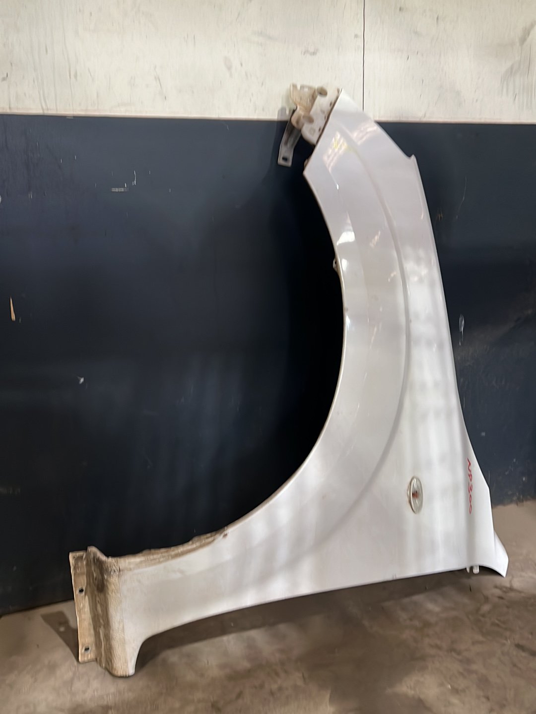 2016 Nissan NP300 Navara Left Front Guard