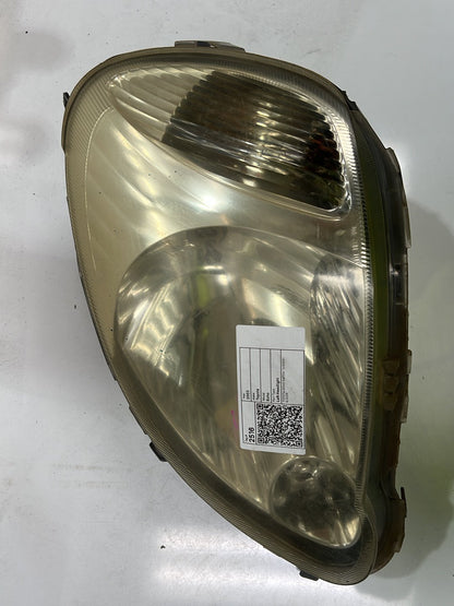 2002-2005 Toyota Echo - Left Headlight