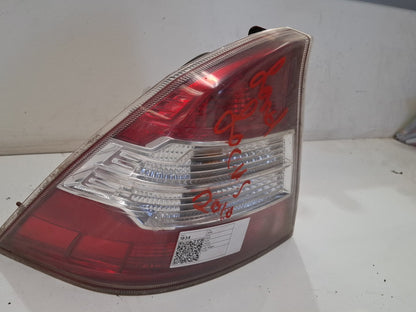 2009 Ford Focus - Left Taillight