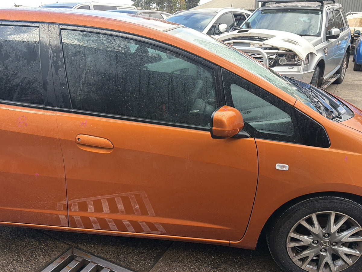 Sep 2008 to Apr 2011 - Honda Jazz GE - Right Front Guard - W/ Indicator Type