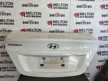 May 2011 to Aug 2014- Hyundai Accent RB- Bootlid- Non Keyless Entry Type