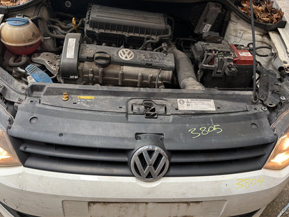 2014 Volkswagen Polo MK5 - 6C 6R - Grille