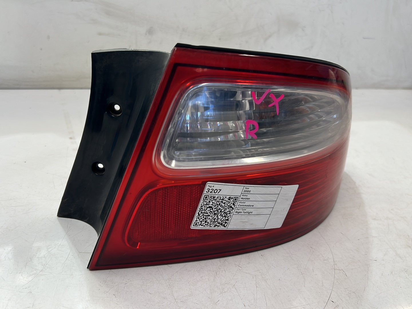2000-2002 Holden Commodore VX Right Taillight