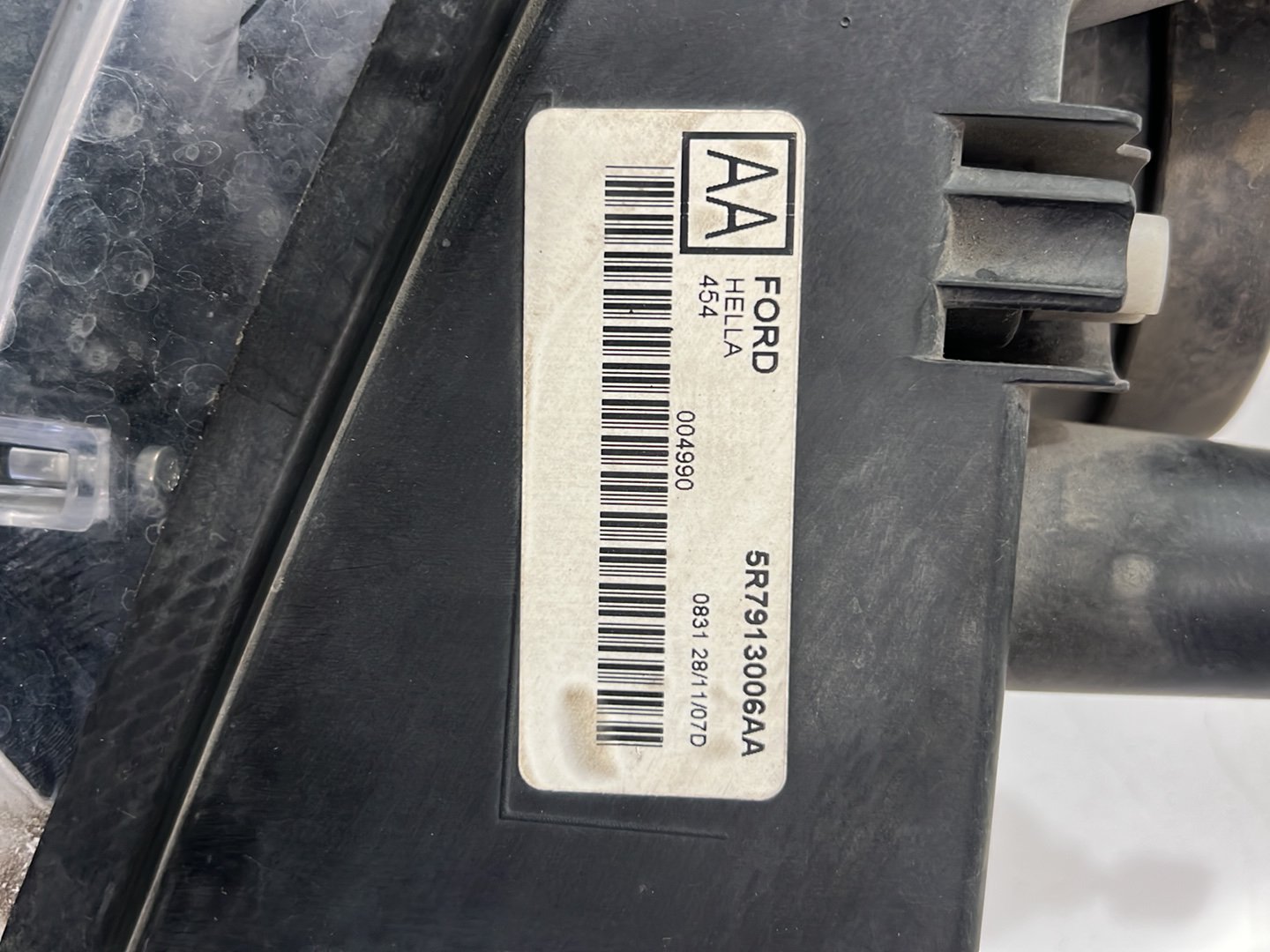 2004-2009 Ford Territory SX - Left Headlight