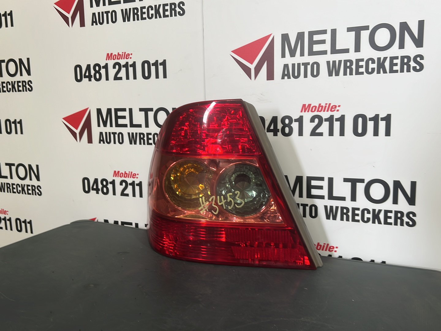 2003 Toyota Corolla Left Taillight