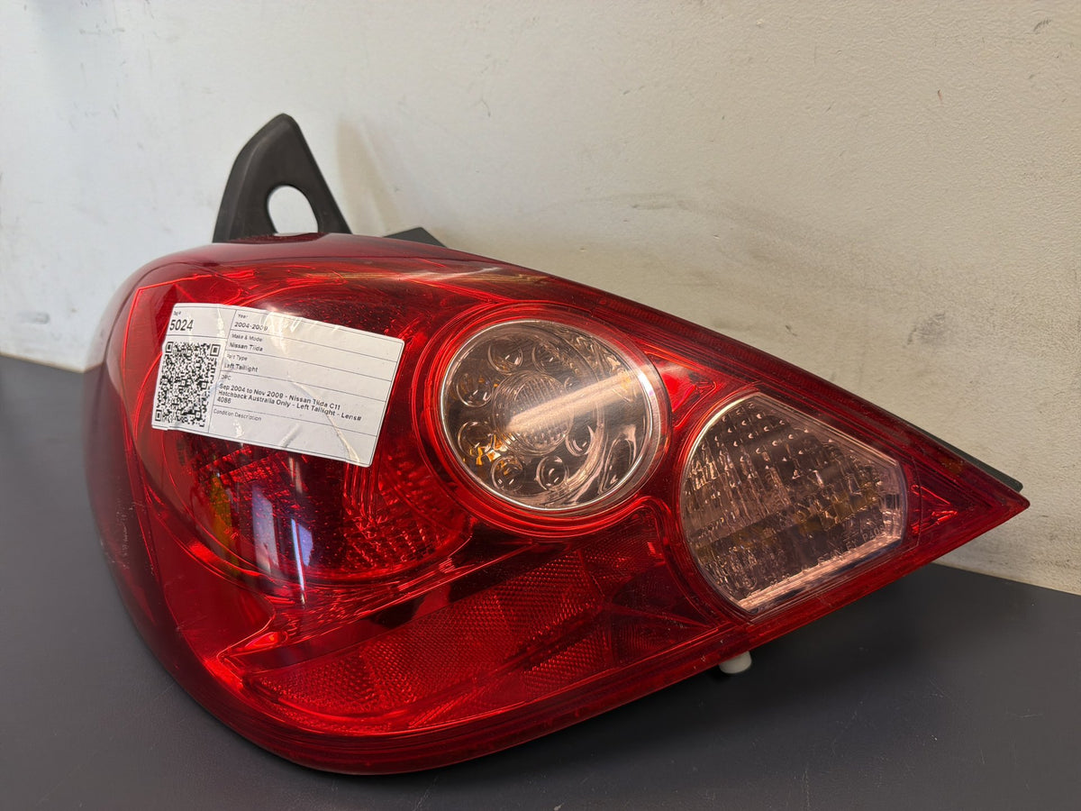 MERCEDES C CLASS RIGHT TAILLIGHT W204, SEDAN, LED TYPE, 03/11-07/14 11 12 13 14