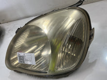 2002-2005 Toyota Echo - Left Headlight