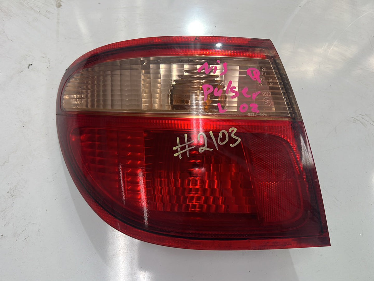 Left Taillight, 2000, Nissan, Pulsar, N16