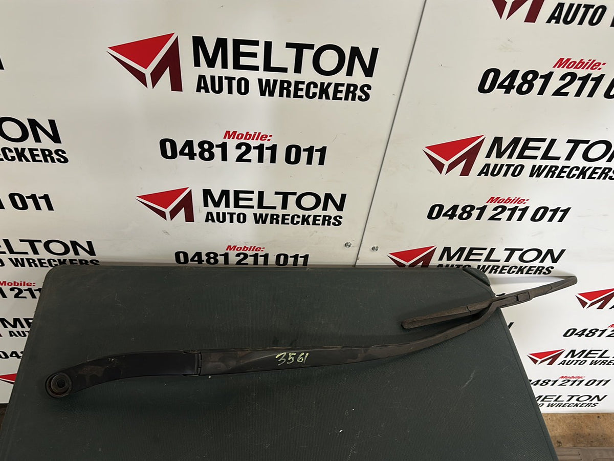 2019 Hyundai Kona OS Station Wagon Left Front Wiper Arm