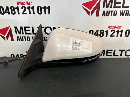 Dec 2013 to Oct 2016- Toyota Kluger GX GXL GSU50 GSU55- Left Door Mirror- Non-Heated Type, Non-Memory Type, Non-Blind Spot Monitor