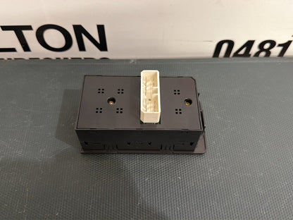2004 Holden Commodore Master Power Window Switch