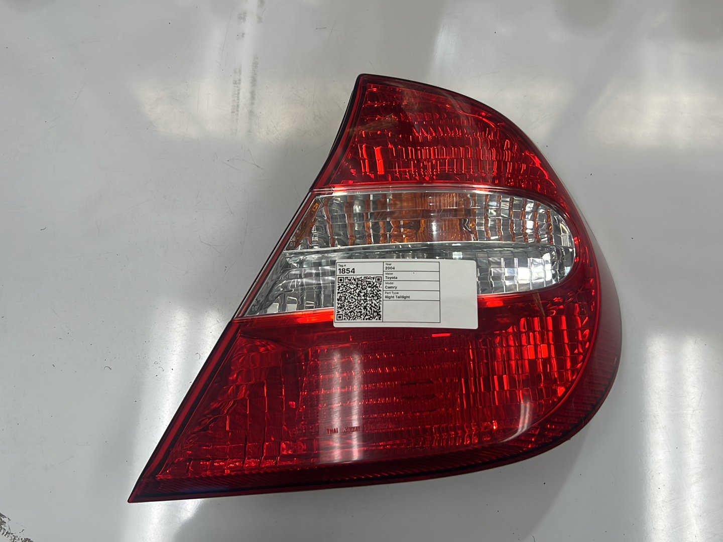 2004 Toyota Camry V30 - Right Taillight
