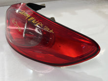2009 Volkswagen Passat CC - Right Taillight