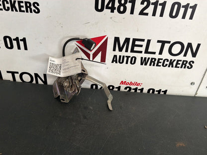 Sep 2009 to Jul 2021- Mitsubishi Outlander ZH ZL- Bonnet Lock/Support