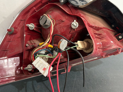 Aug 2006 to May 2013- Holden Commodore VE Berlina Sedan- Right Taillight