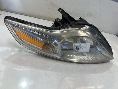 Nov 2010 to Dec 2014- Ford Mondeo MC LX Zetec- Right Headlight- Halogen, Non Cornering & Non Daytime Running Light Type