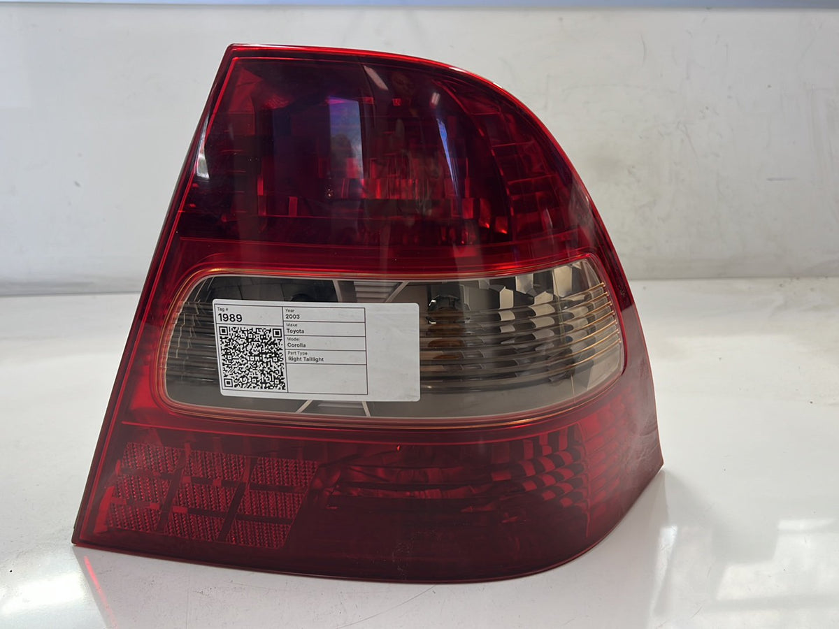 2003 Toyota Corolla - Right Taillight