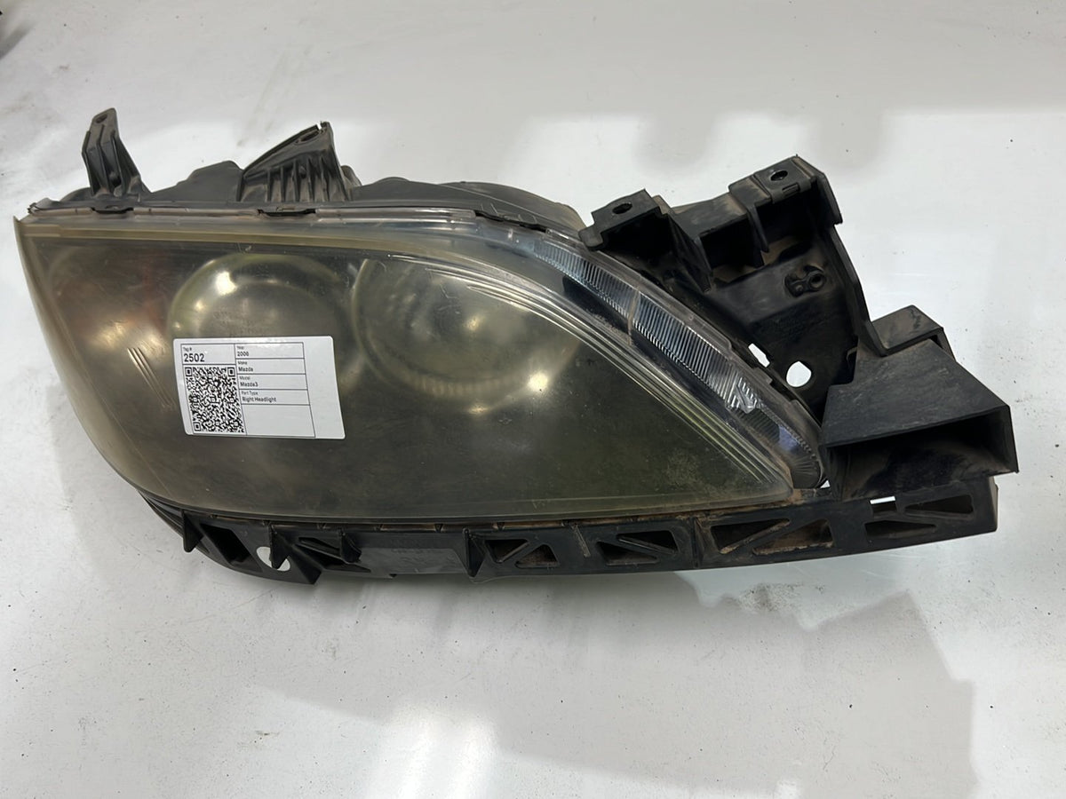 2006 Mazda Mazda3 I BK - Right Headlight