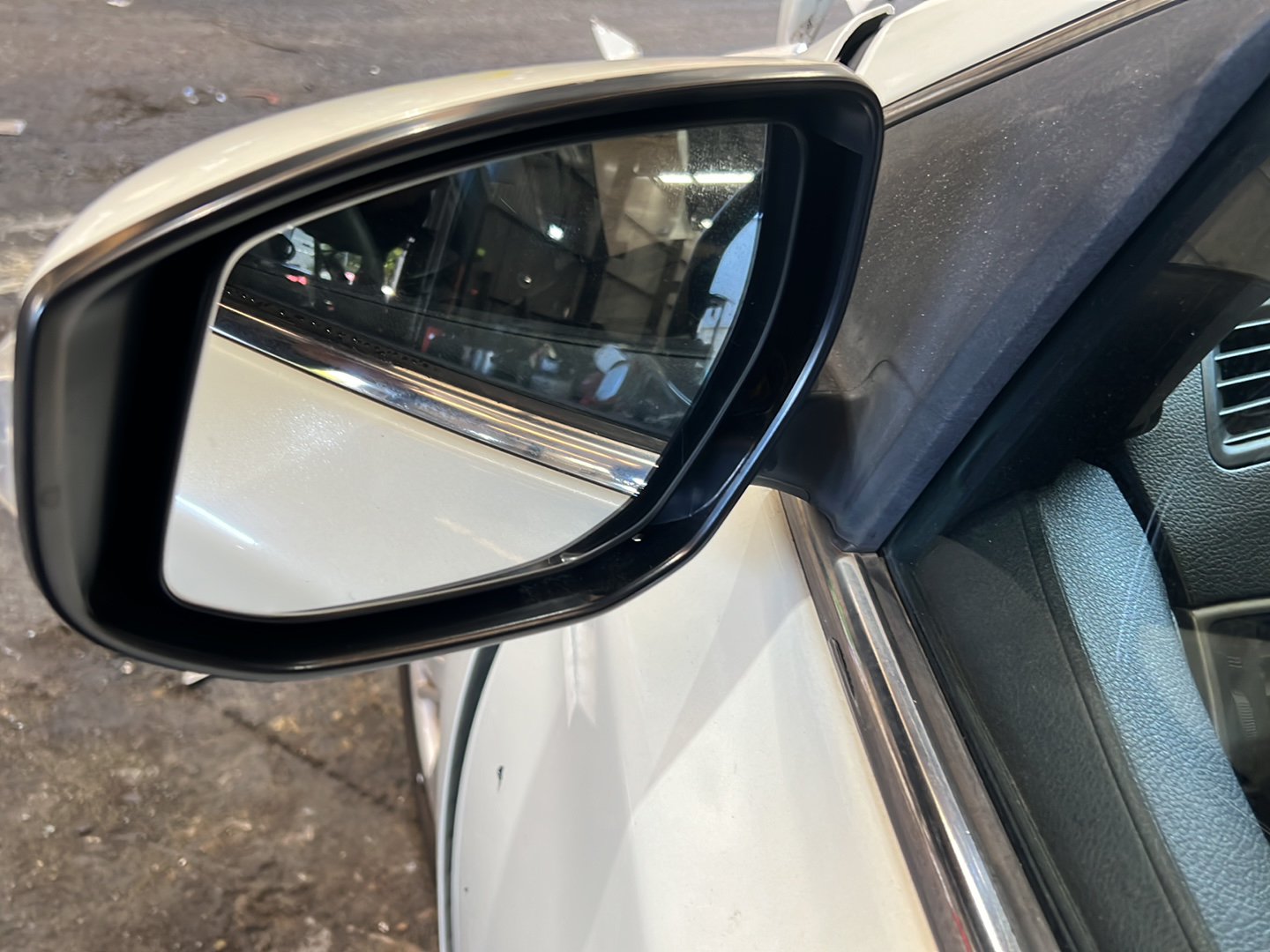 2014 Nissan Pulsar B17 Left Door Mirror
