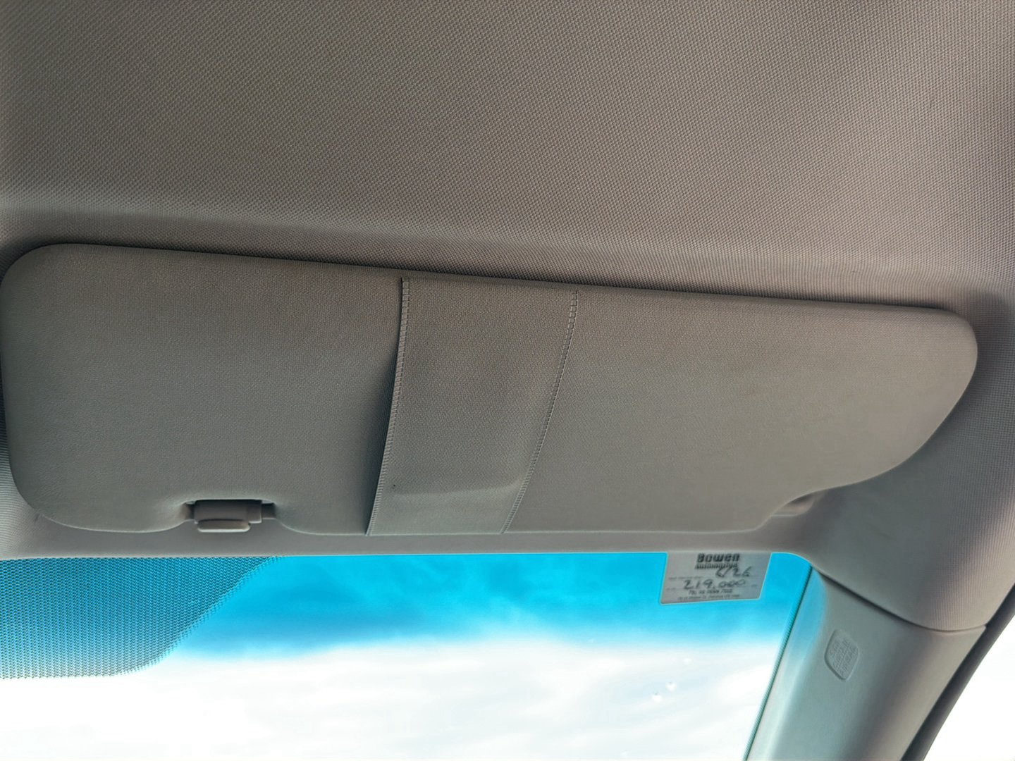 Mar 2007 to Oct 2012- Honda CR-V RE- Right Sun Visor