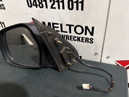 Jan 2005 to Jan 2014- Toyota Hiace TRH KDH- Left Door Mirror- Power Adjust, Black, 3 Wire, Round Plug