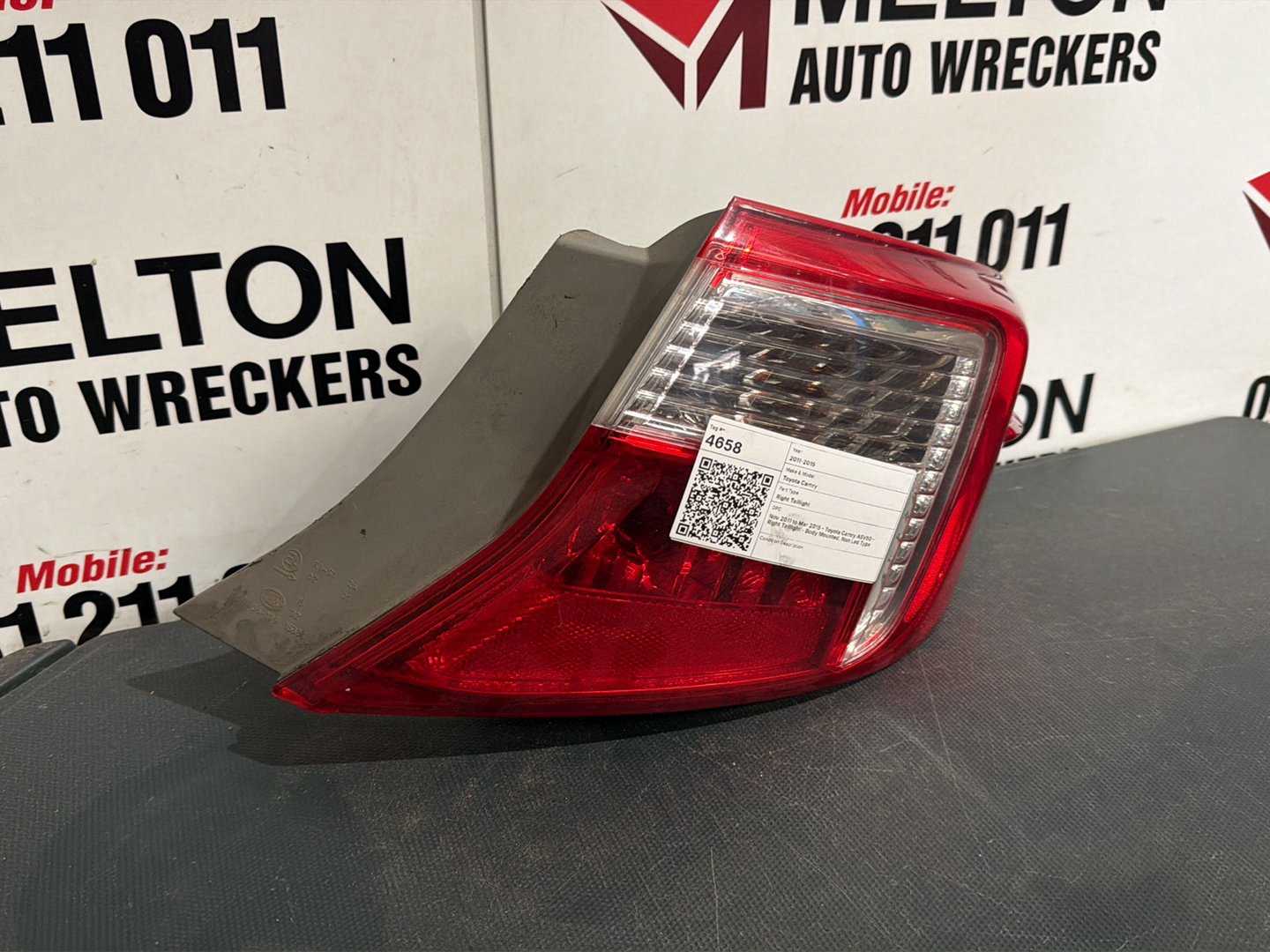 Nov 2011 to Mar 2015 - Toyota Camry ASV50 - Right Taillight Non Led Type