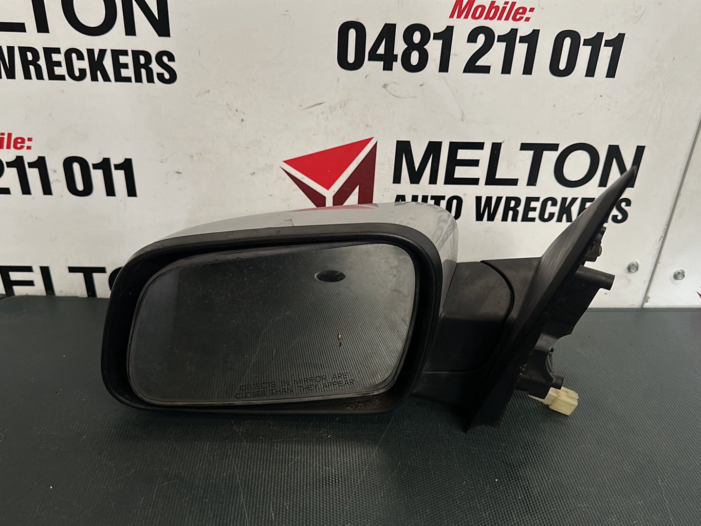 May 2004 to Apr 2011- Ford Territory SX SY MkII TS- Left Door Mirror- Non-Memory Type, Temp Sensor