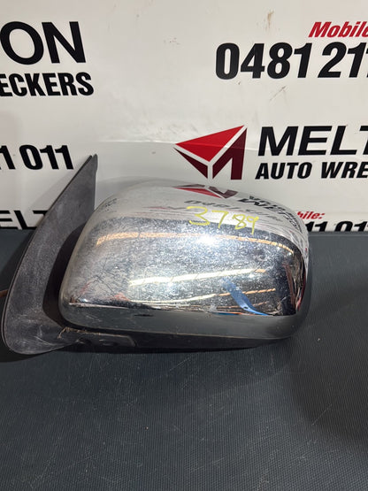 2005 Toyota Hilux - Left Door Mirror