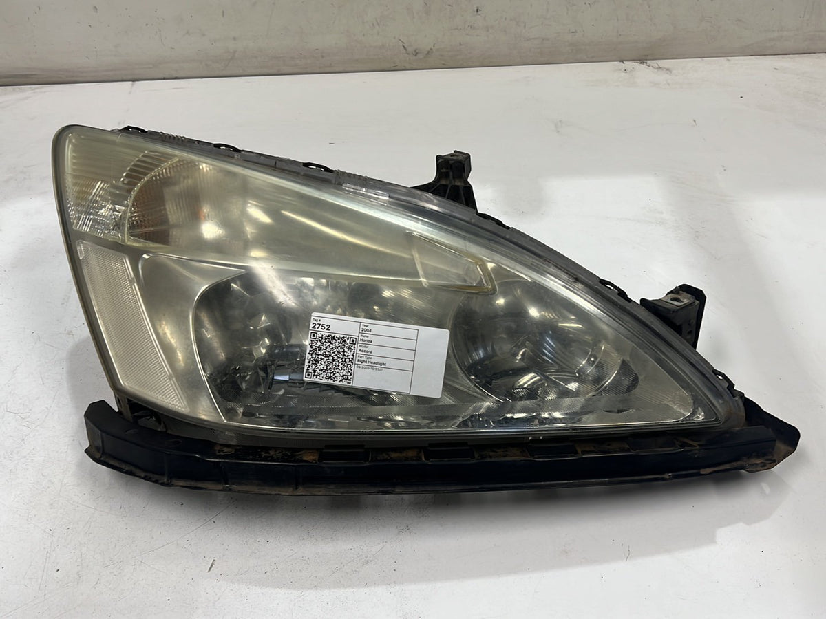 2003-2007 Honda Accord CM Right Headlight