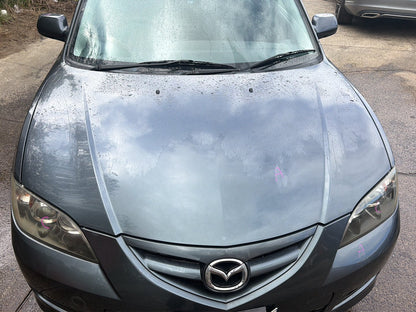 Oct 2003 to Apr 2009 - Mazda Mazda3 BK Sedan - Bonnet