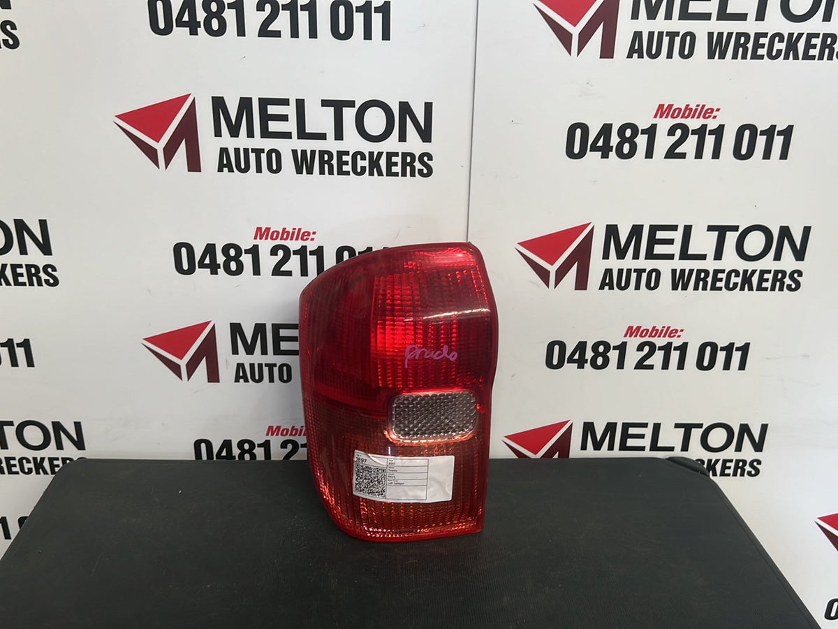 2001 Toyota RAV4 - Left Taillight