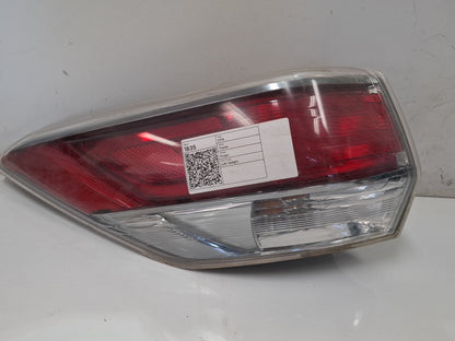 Dec 2013 to Oct 2016 - Toyota Kluger GSU50 GSU55 - Left Taillight