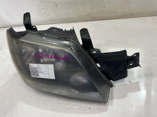2002-2004 Mitsubishi Outlander ZE Right Headlight