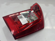 2011 Kia Rondo - Right Taillight