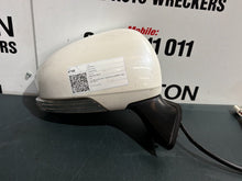 Jan 2012 to Dec 2015 - Toyota Prius ZVW30R - Right Door Mirror