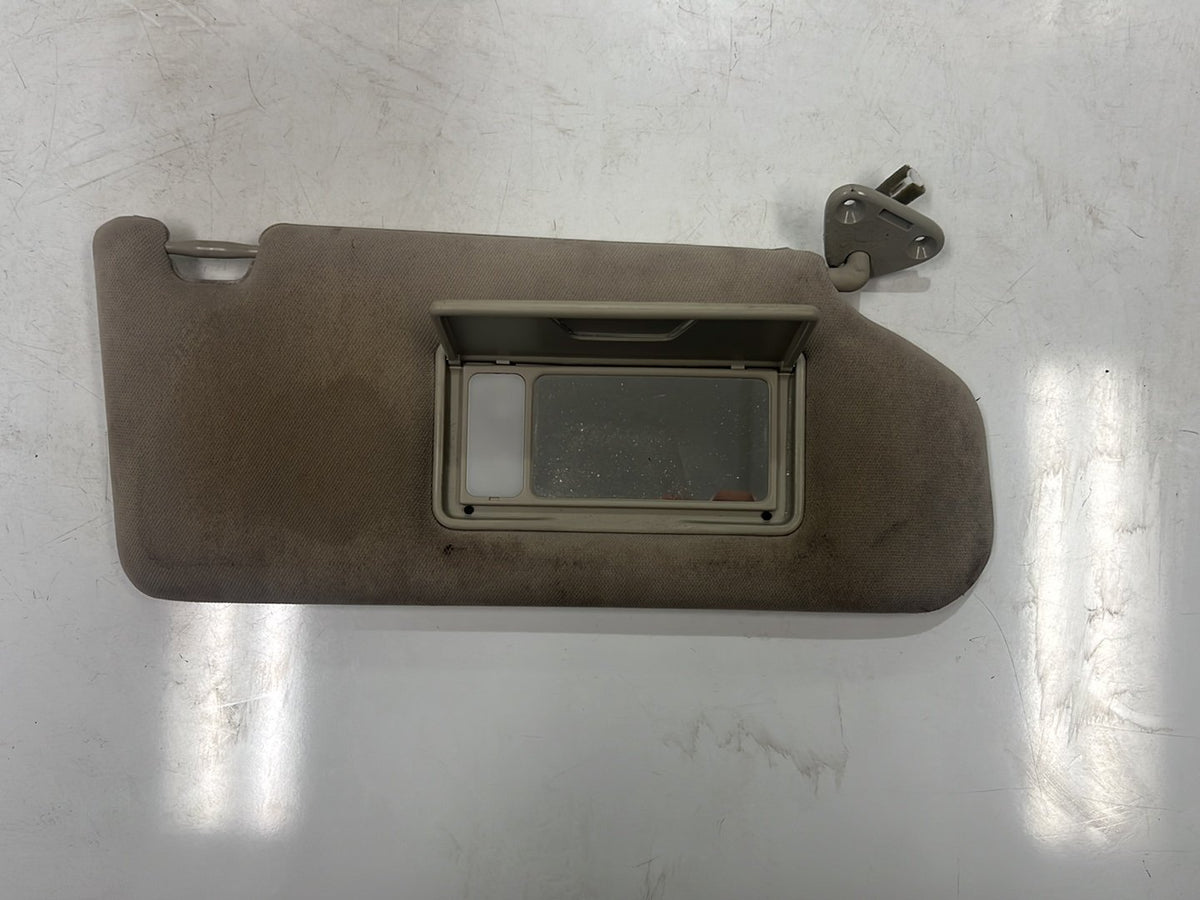 2018 Mitsubishi Outlander ZK Right Sun Visor