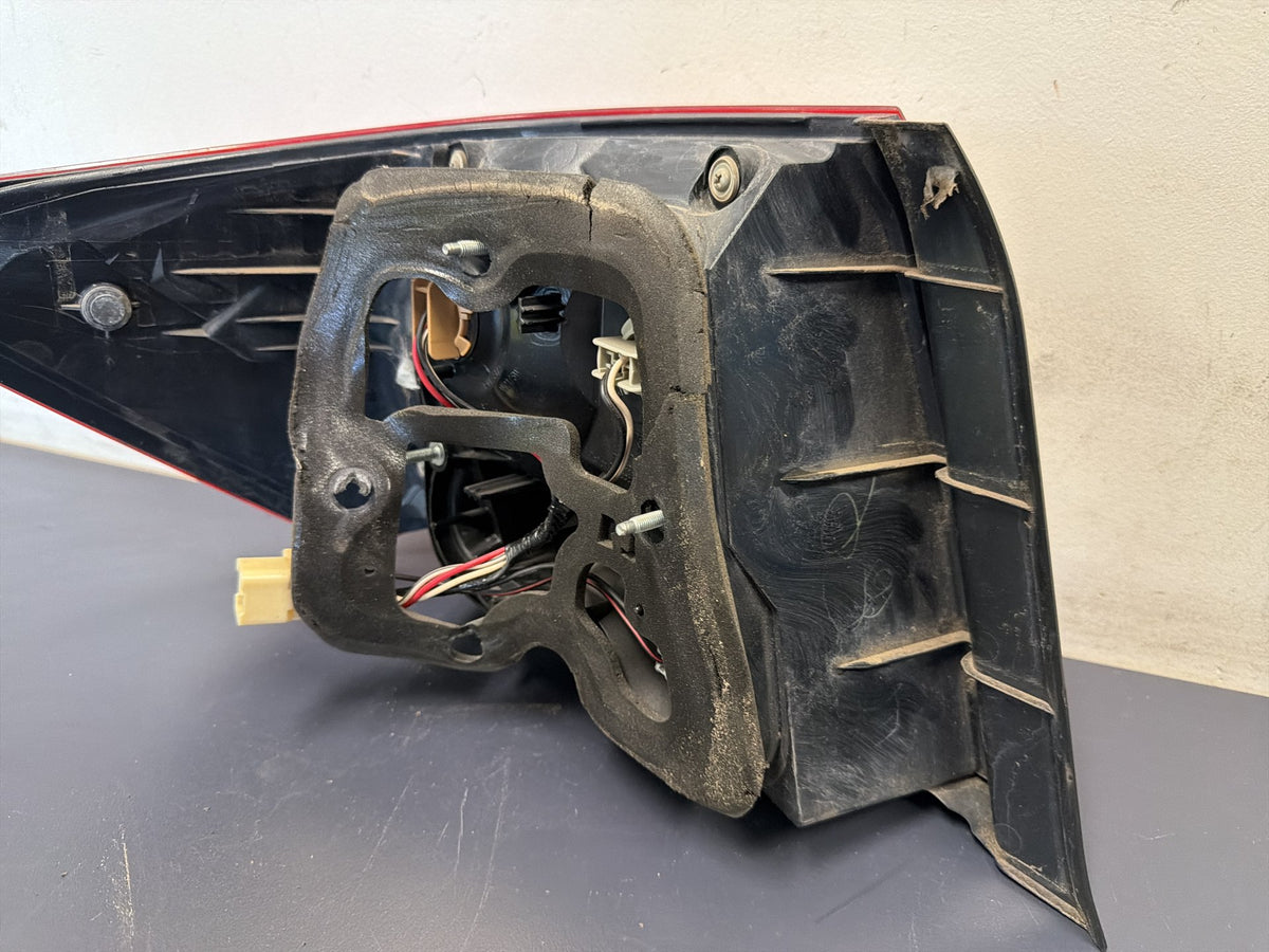 2008-2011 Subaru Impreza Sedan Right Taillight