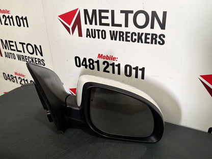 Mar 2012 to Dec 2015- Hyundai i20 PB- Right Door Mirror- Manual Fold, Flasher