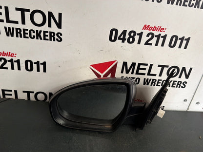 Jun 2015 to Jun 2018- Hyundai Tucson TL Active Active X- Left Door Mirror- Non-Heated Type, Non-Indicator