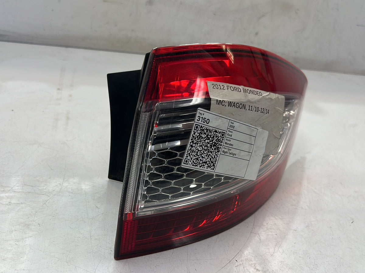 2012 Ford Mondeo Right Taillight