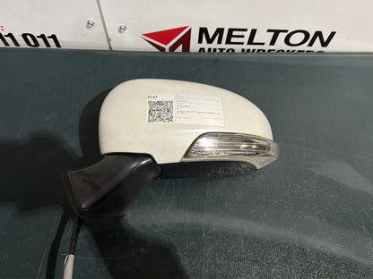 Jan 2012 to Dec 2015 - Toyota Prius ZVW30R - Left Door Mirror