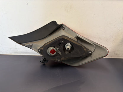 Nov 2011 to Mar 2015 - Toyota Camry ASV50 - Left Taillight - Body Mounted, Non Led Type
