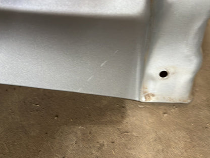 2006 Mitsubishi 380 Right Front Guard